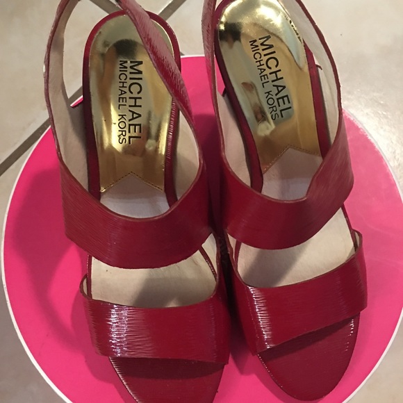 red mk sandals